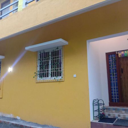 Thendral Homestay Puducherry Exterior foto